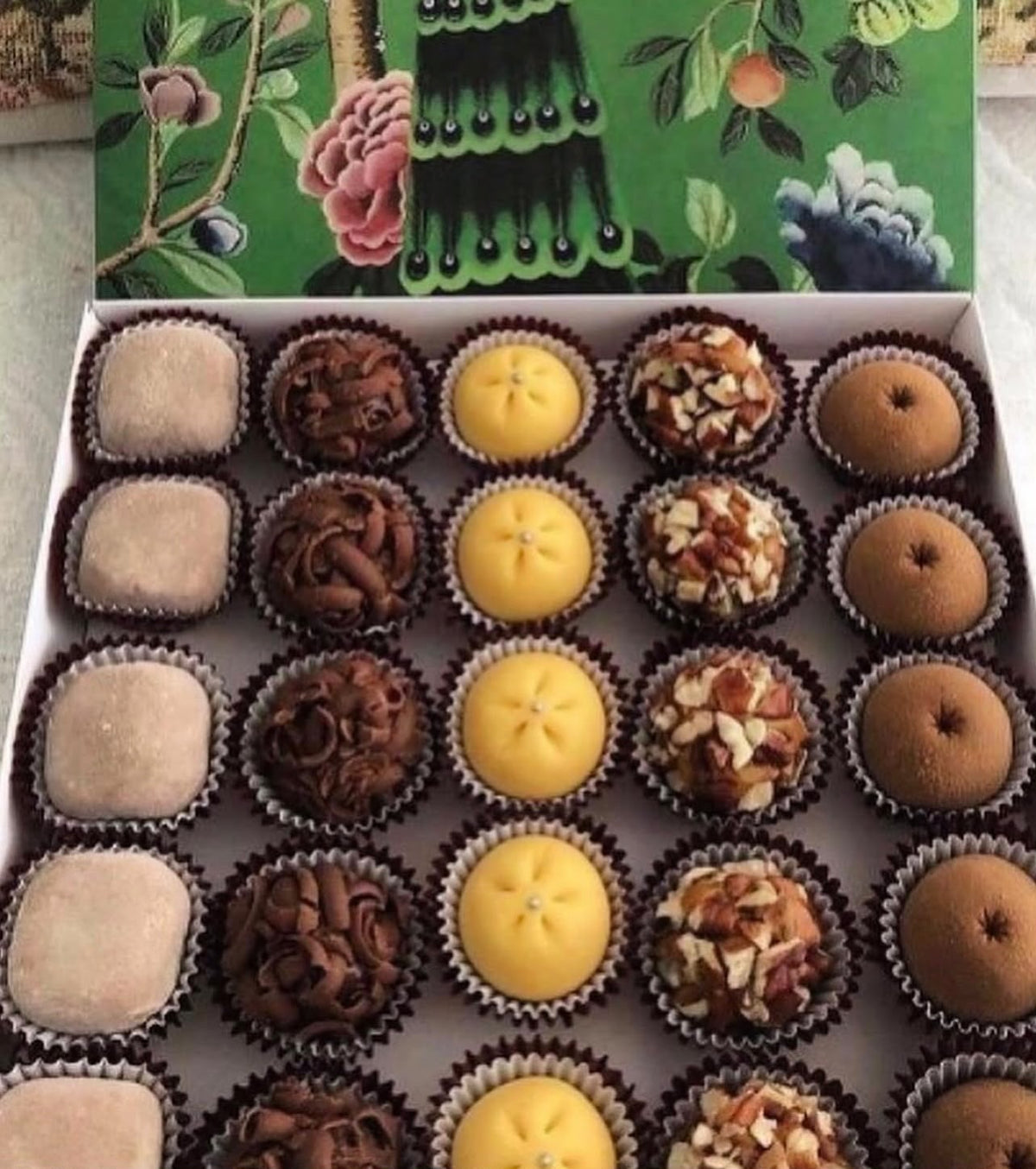Caja de Dulces Variados (Entrega en 48h)