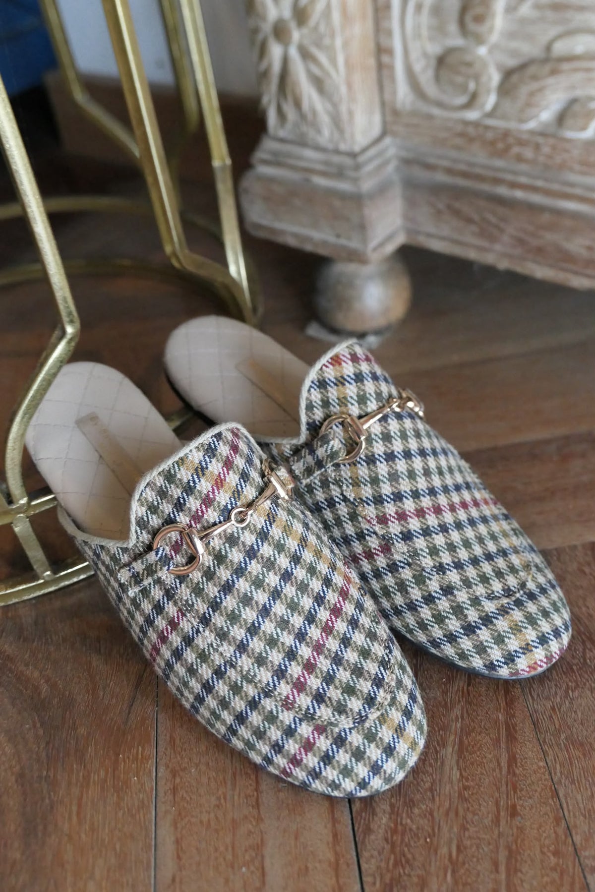 Mules de Cuadros con Ebilla Dorada